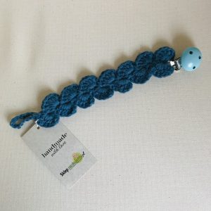 Zawieszka do smoczka lub gryzaka kolor jeansowy (spray blue)